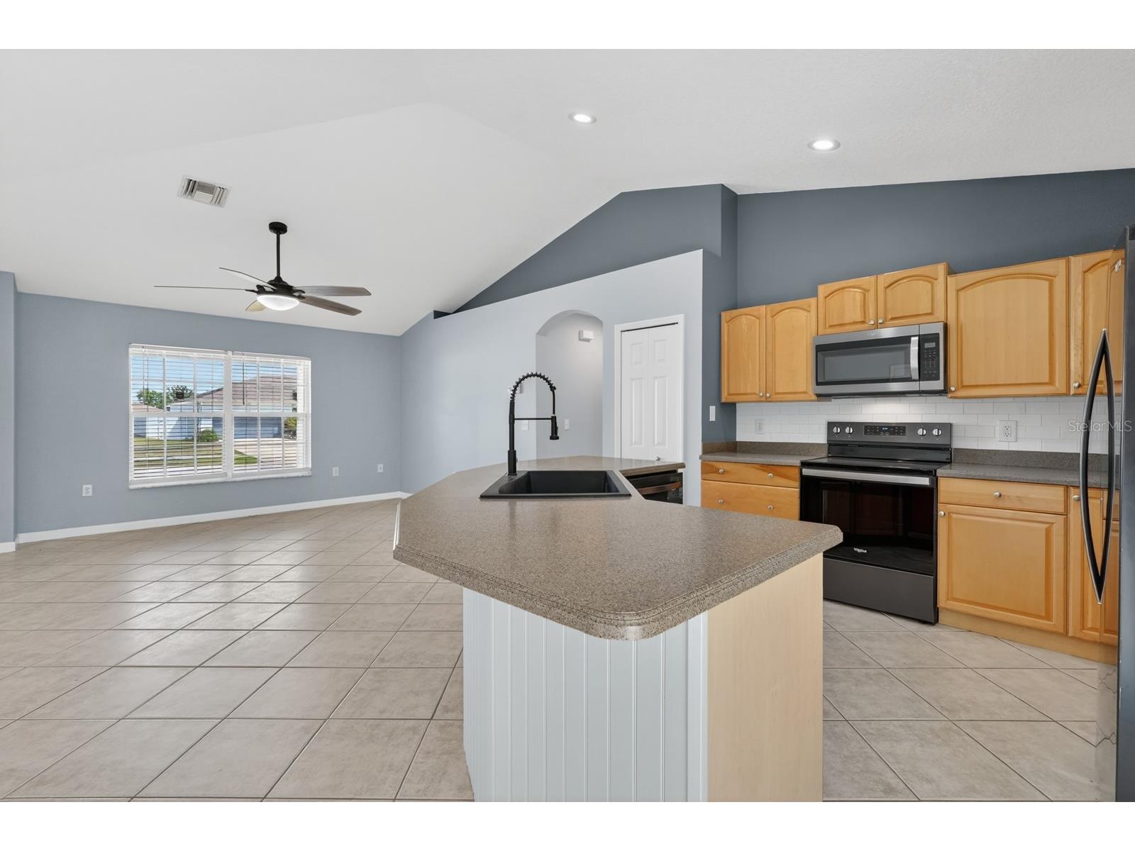 2301 Weatherford Drive Deltona FL 32738 V4948690 image12