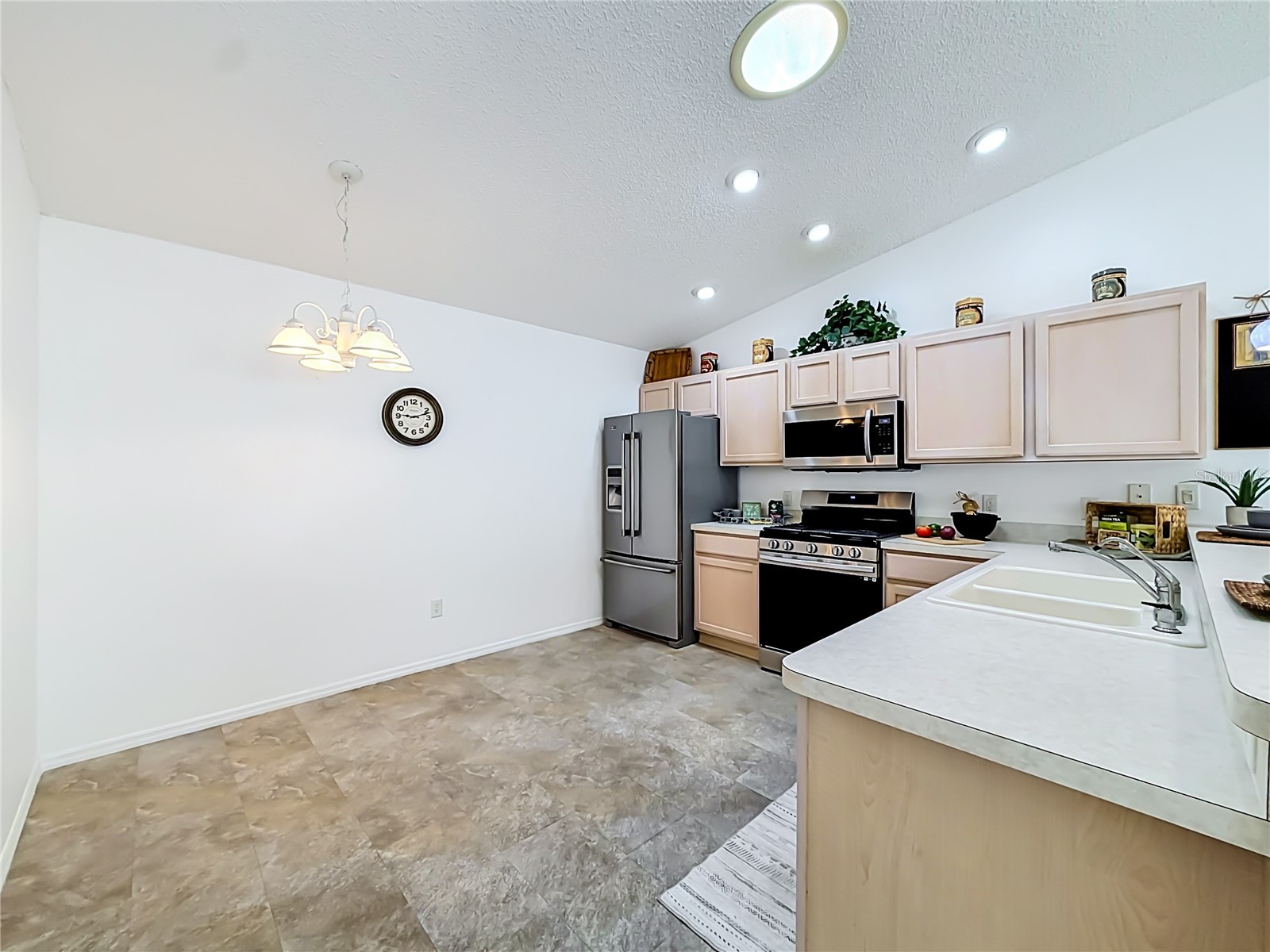 2301 Whisper Street The Villages FL 32162 G5114334 image17