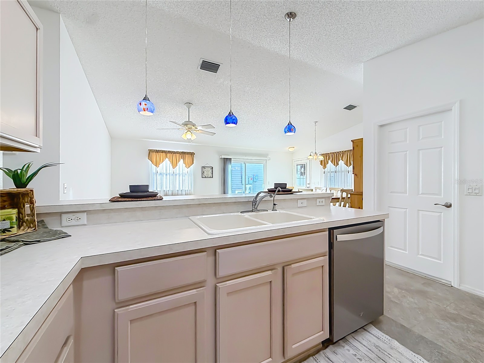 2301 Whisper Street The Villages FL 32162 G5114334 image20