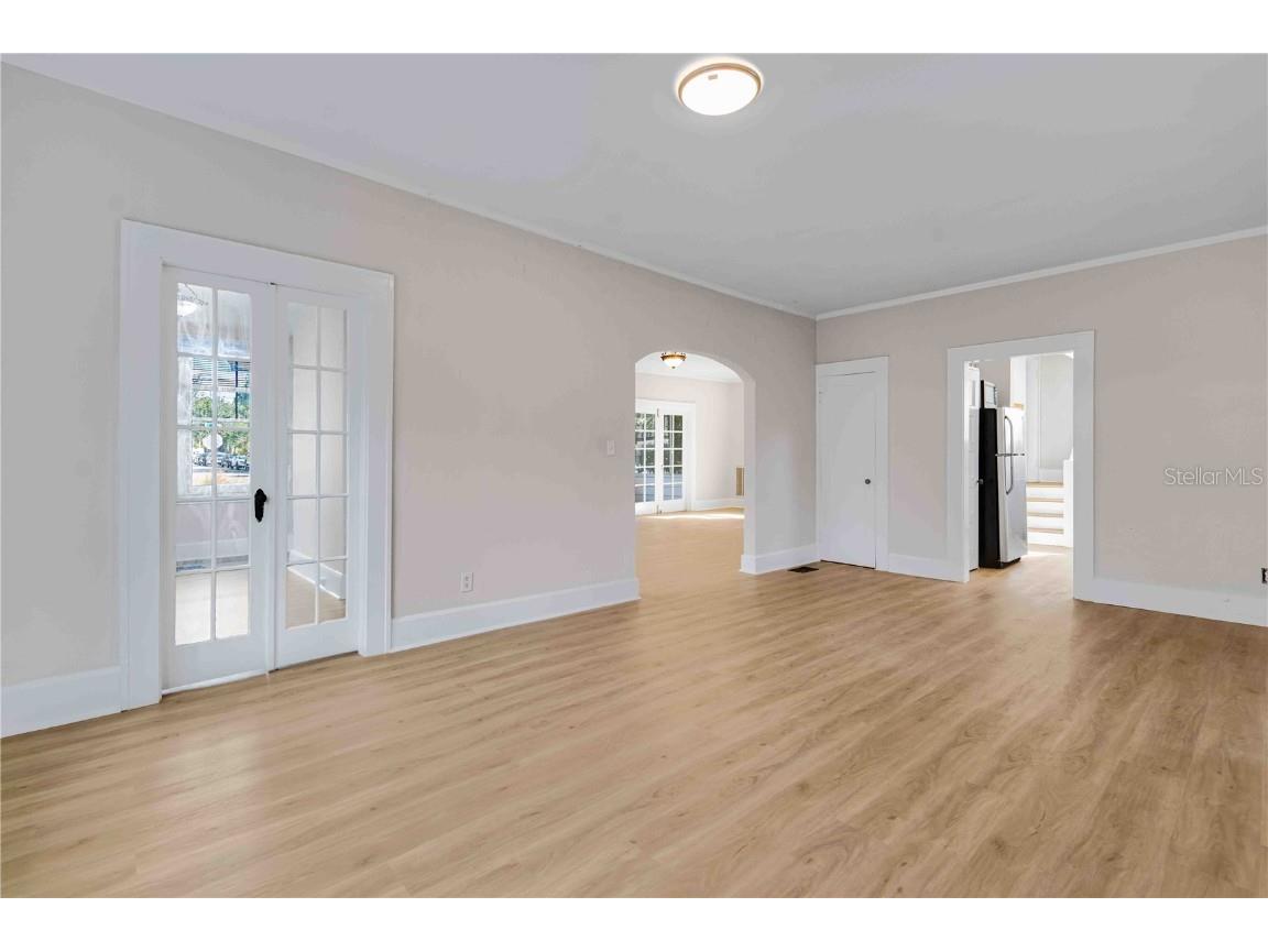 2302 12th Street N Saint Petersburg FL 33704 TB8452807 image10