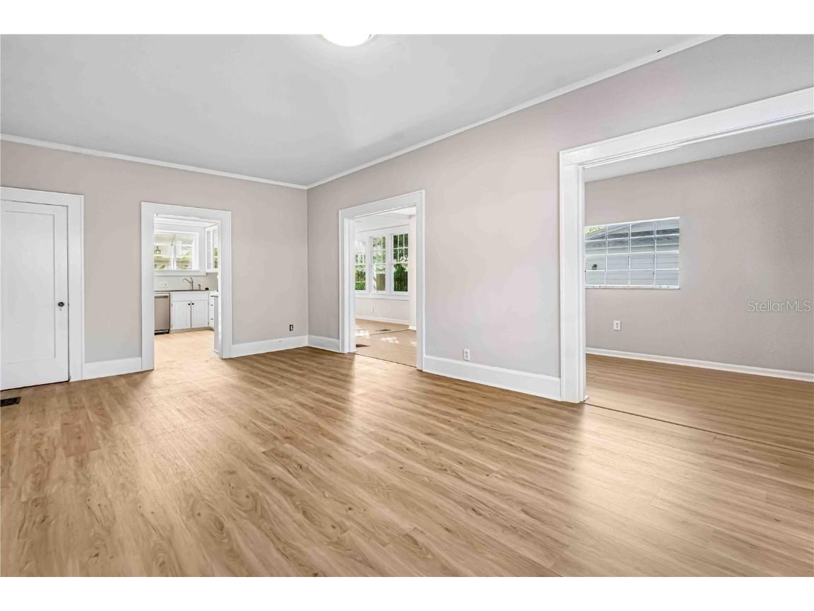 2302 12th Street N Saint Petersburg FL 33704 TB8452807 image11