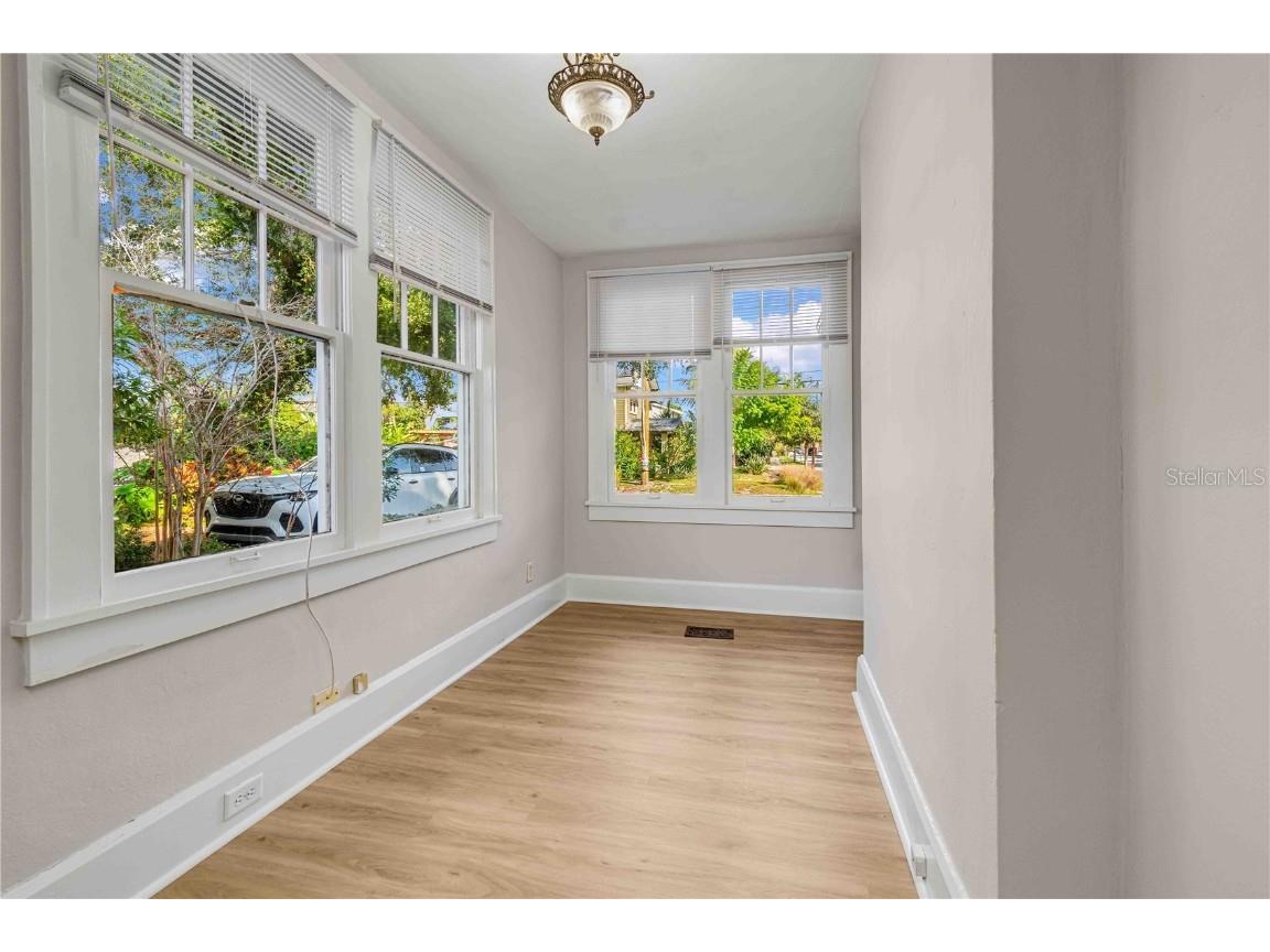 2302 12th Street N Saint Petersburg FL 33704 TB8452807 image12