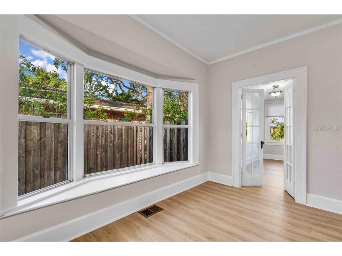 2302 12th Street N Saint Petersburg FL 33704 TB8452807 image14