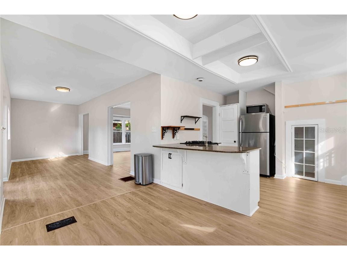 2302 12th Street N Saint Petersburg FL 33704 TB8452807 image17