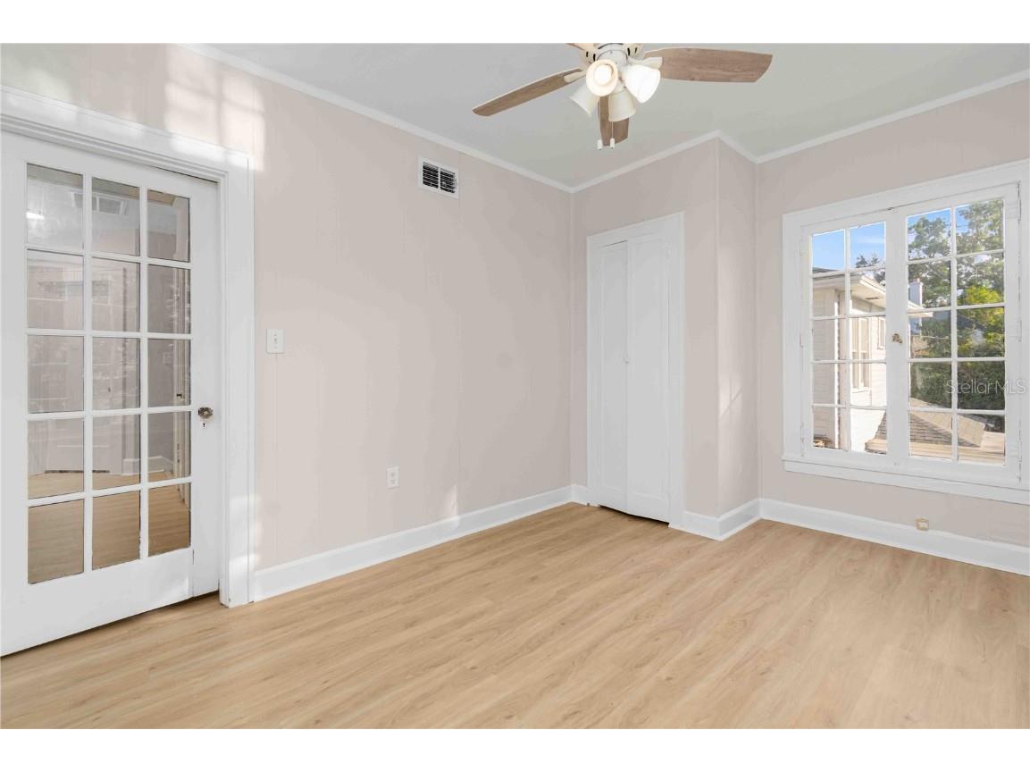 2302 12th Street N Saint Petersburg FL 33704 TB8452807 image27