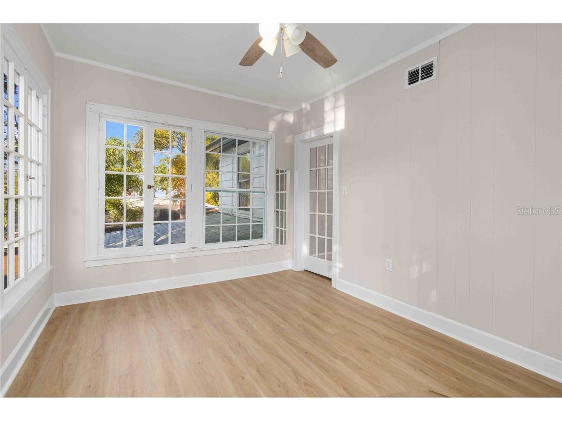 2302 12th Street N Saint Petersburg FL 33704 TB8452807 image28