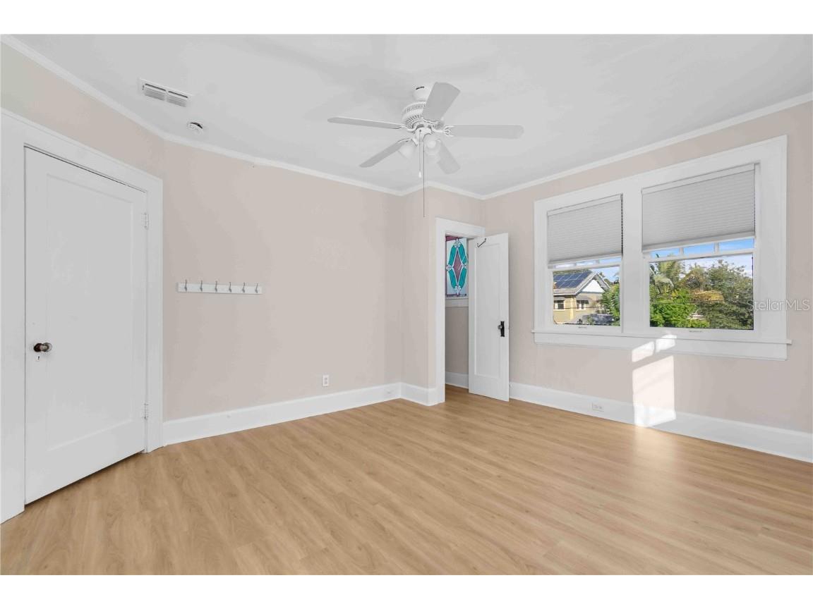 2302 12th Street N Saint Petersburg FL 33704 TB8452807 image31