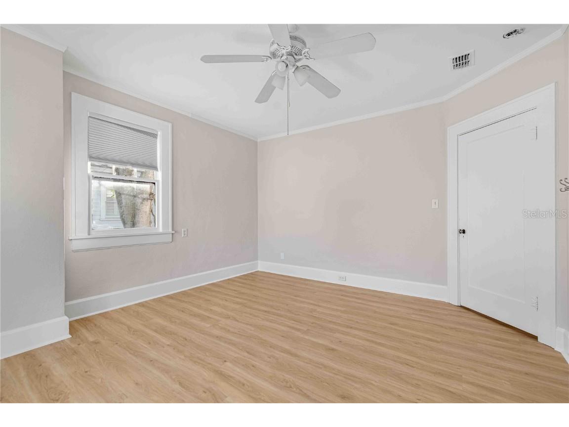 2302 12th Street N Saint Petersburg FL 33704 TB8452807 image33