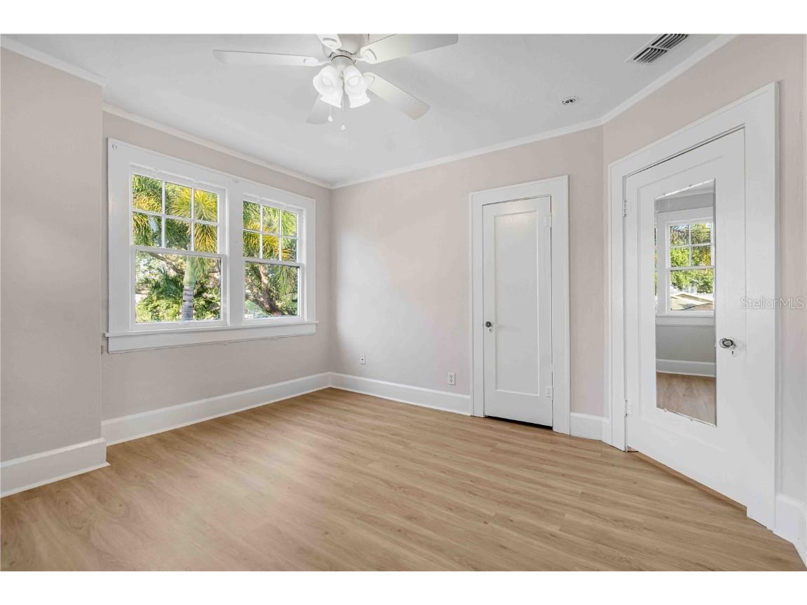 2302 12th Street N Saint Petersburg FL 33704 TB8452807 image36