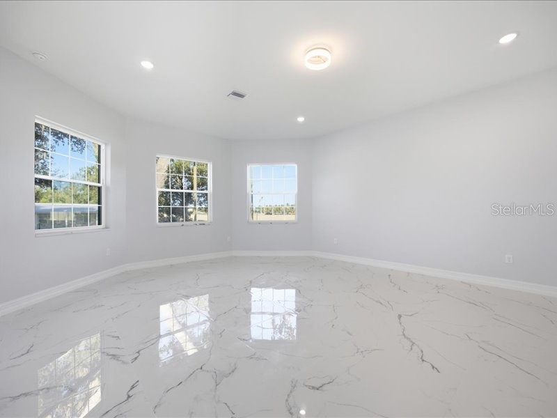 2302 Allen Drive Plant City FL 33563 TB8438246 image15