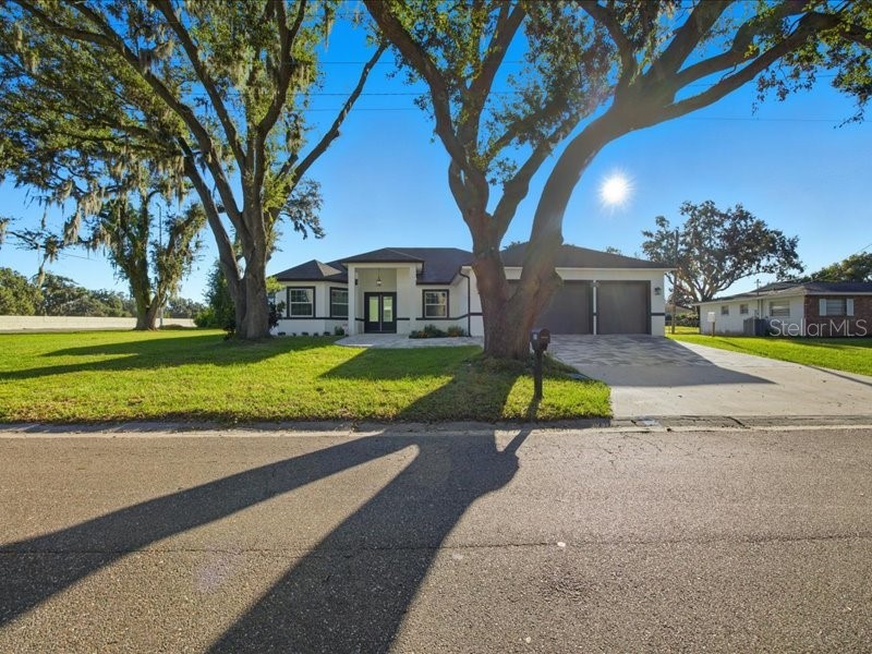 2302 Allen Drive Plant City FL 33563 TB8438246 image2