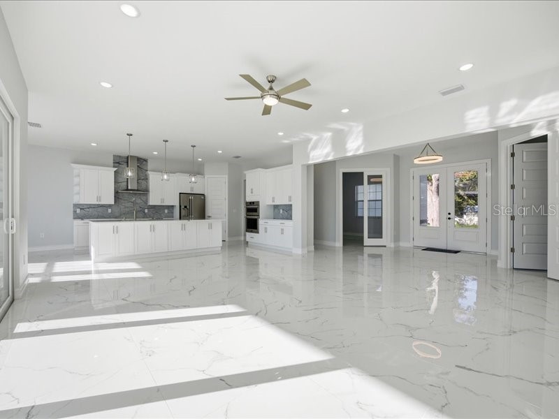 2302 Allen Drive Plant City FL 33563 TB8438246 image7