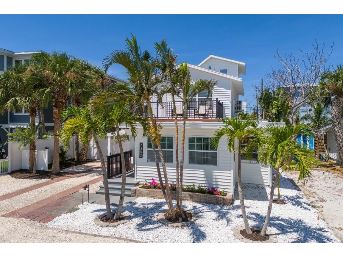 2302 Avenue B Bradenton Beach FL 34217 - GULF A4661398 image1