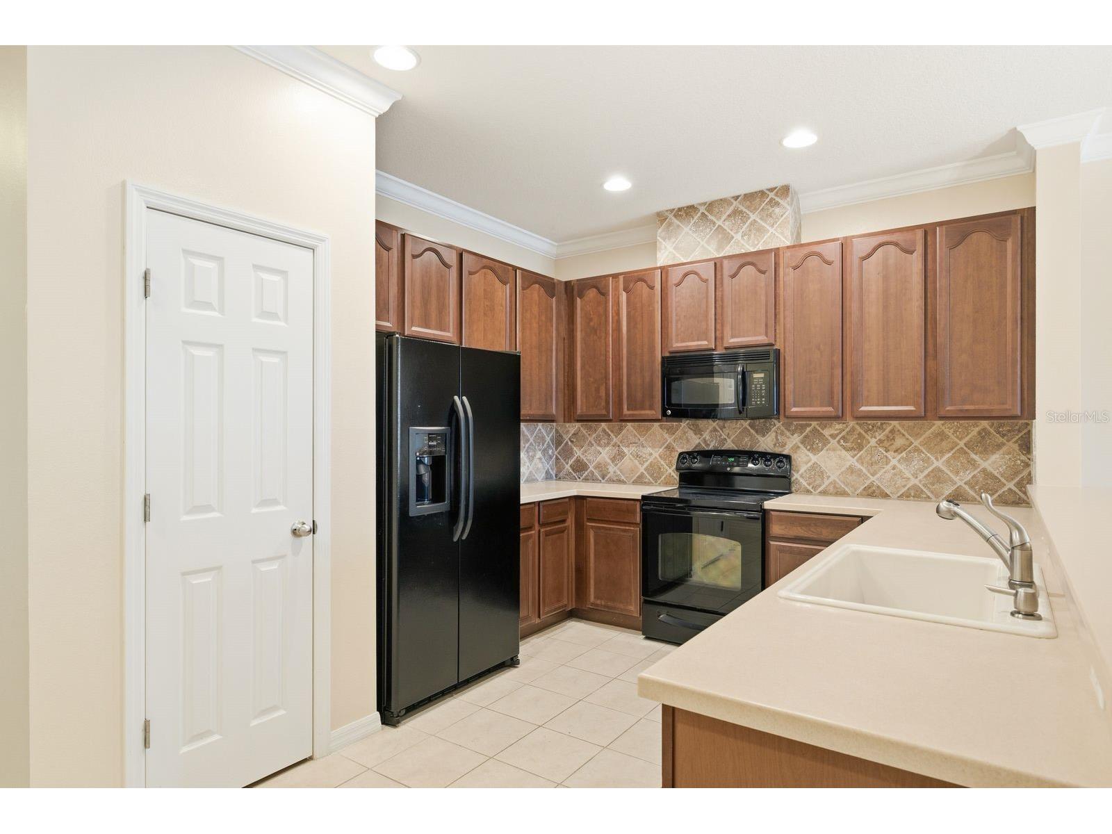 2302 Barracuda Court Holiday FL 34691 TB8470066 image10