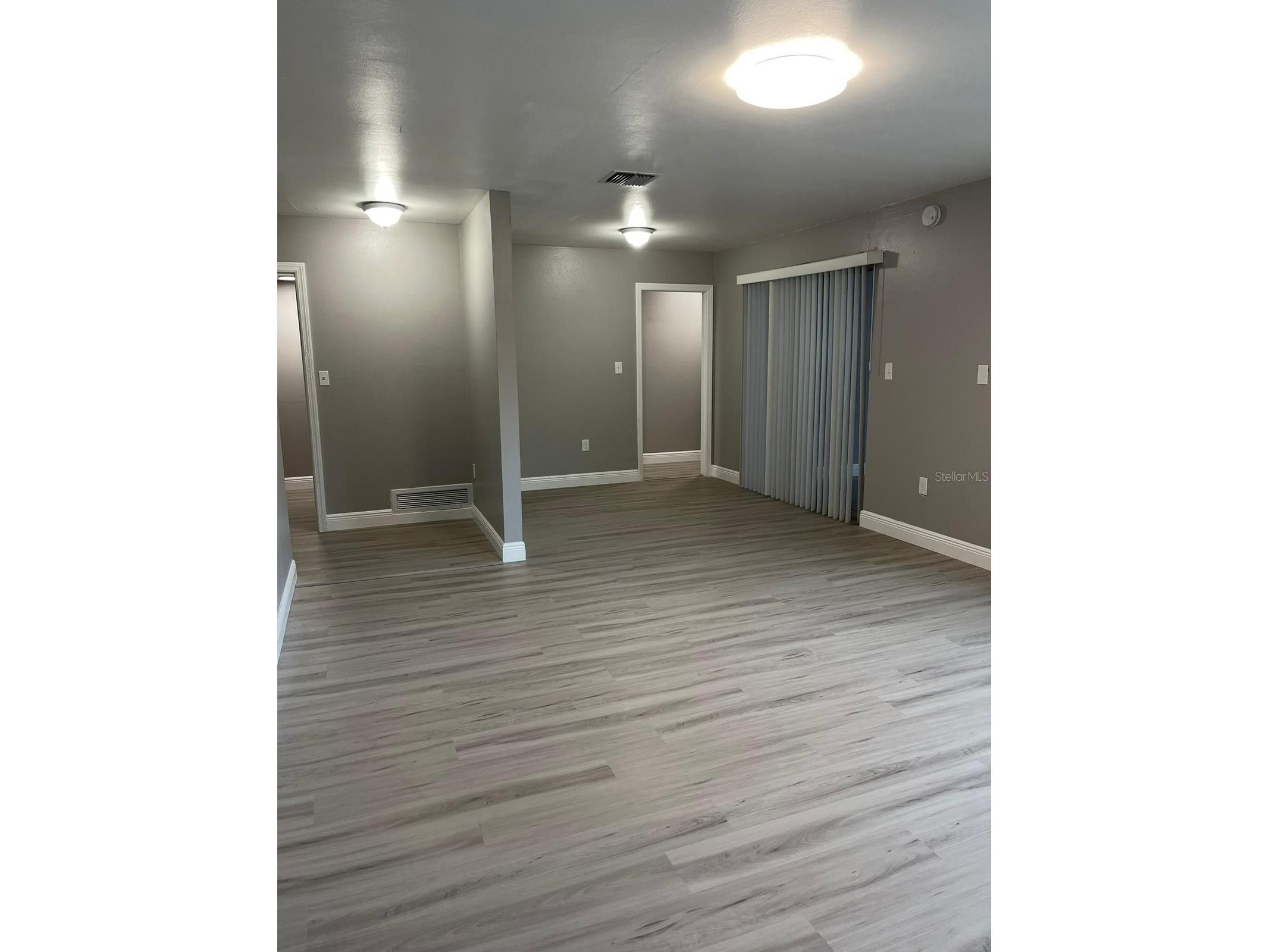 2302 Continental Boulevard Orlando FL 32808 S5149944 image15