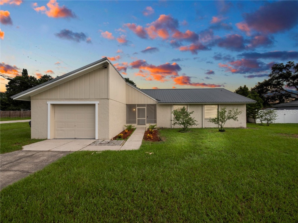 2302 Duff Road Lakeland FL 33810 L4946726 image1