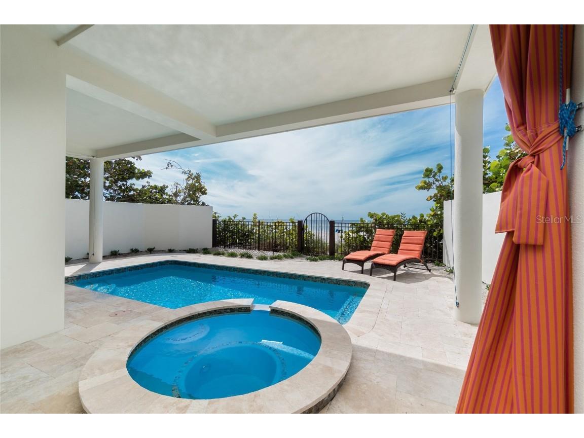 2302 Gulf Drive N Bradenton Beach FL 34217 - GULF OF MEXICO A4676640 image10