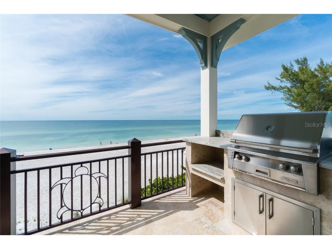 2302 Gulf Drive N Bradenton Beach FL 34217 - GULF OF MEXICO A4676640 image14