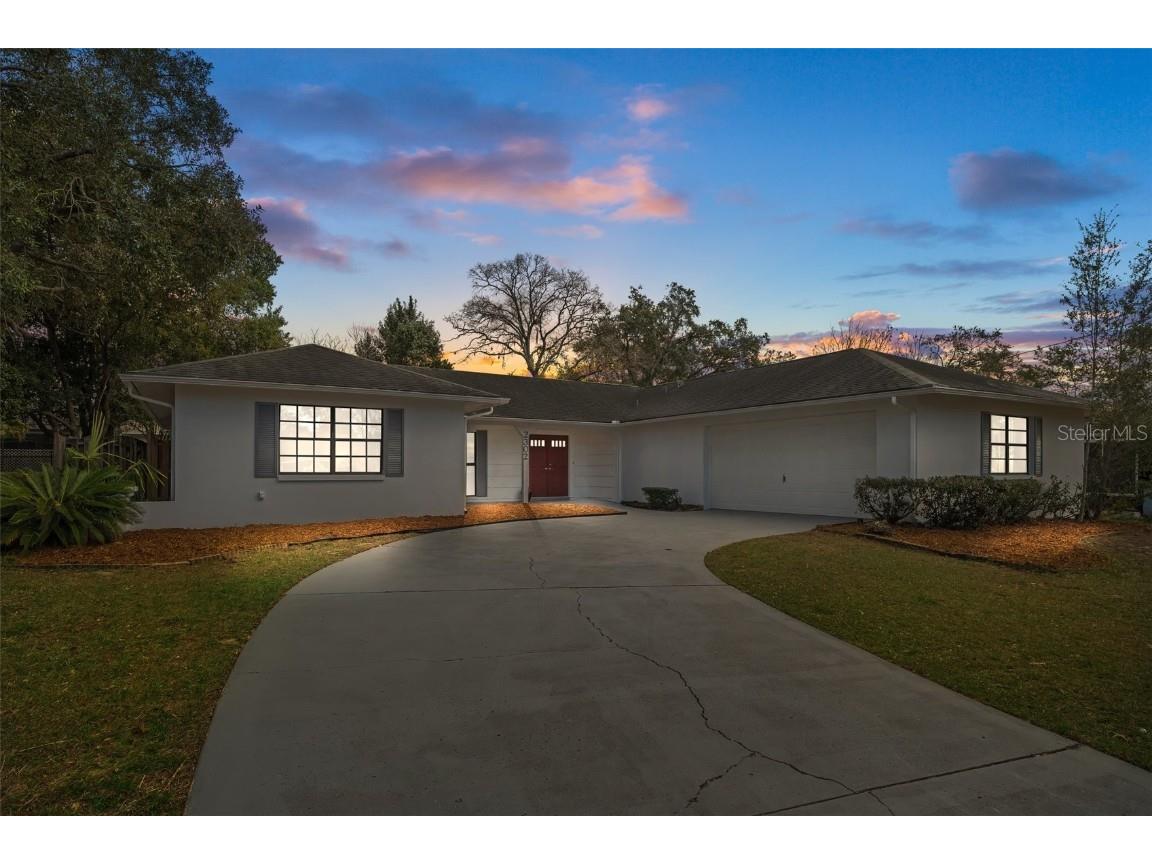 2302 Holston Avenue Spring Hill FL 34608 W7852239 image1