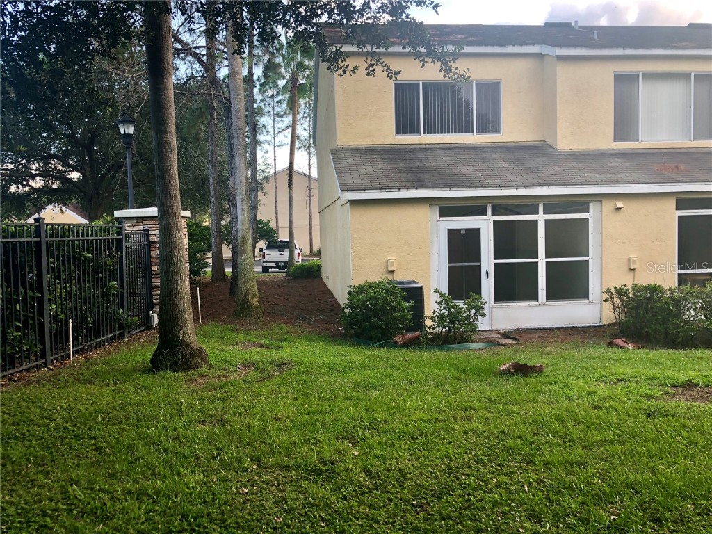 2302 Lake Woodberry Circle Brandon FL 33510 TB8455957 image3