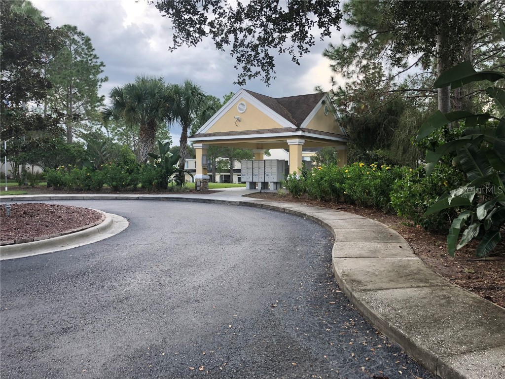 2302 Lake Woodberry Circle Brandon FL 33510 TB8455957 image5