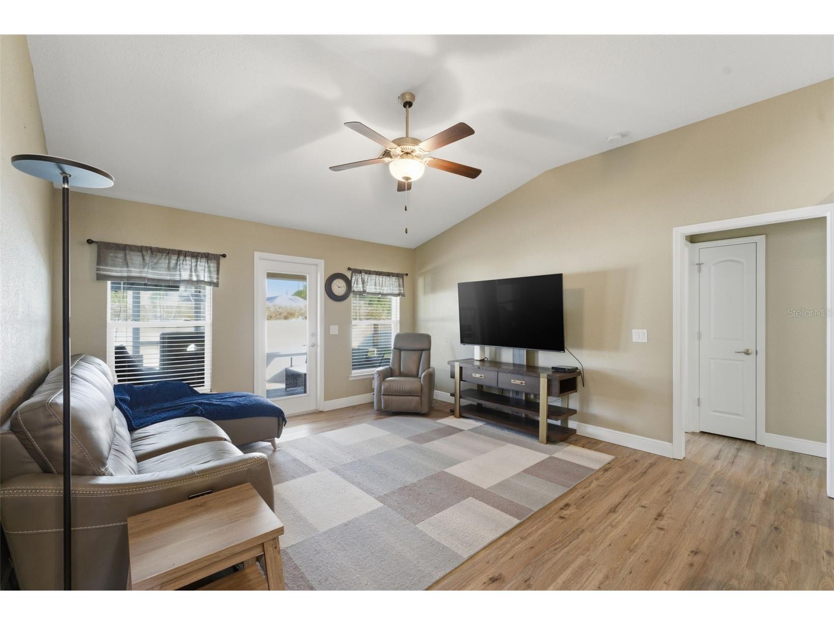 2302 Manheim Avenue North Port FL 34286 N6143332 image4