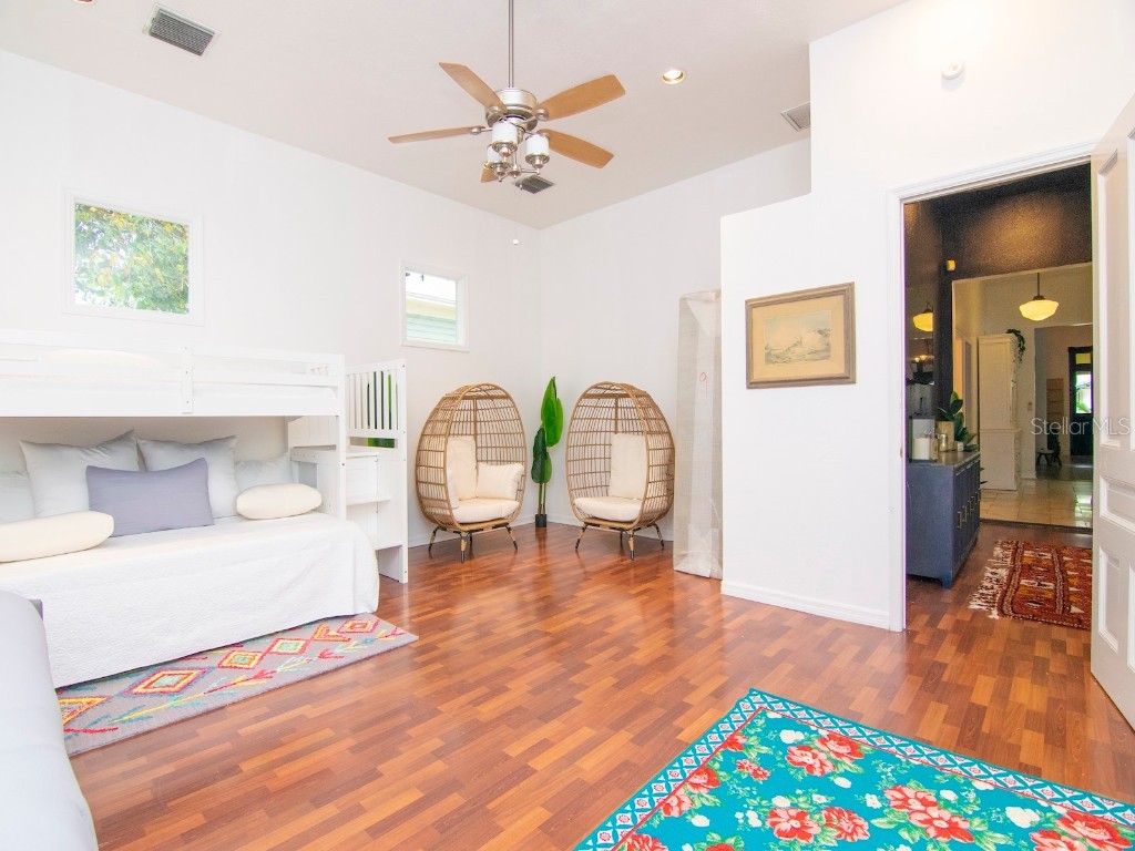 2302 N Morgan Street Tampa FL 33602 TB8449448 image46