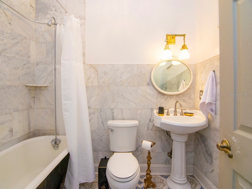 2302 N Morgan Street Tampa FL 33602 TB8449448 image51