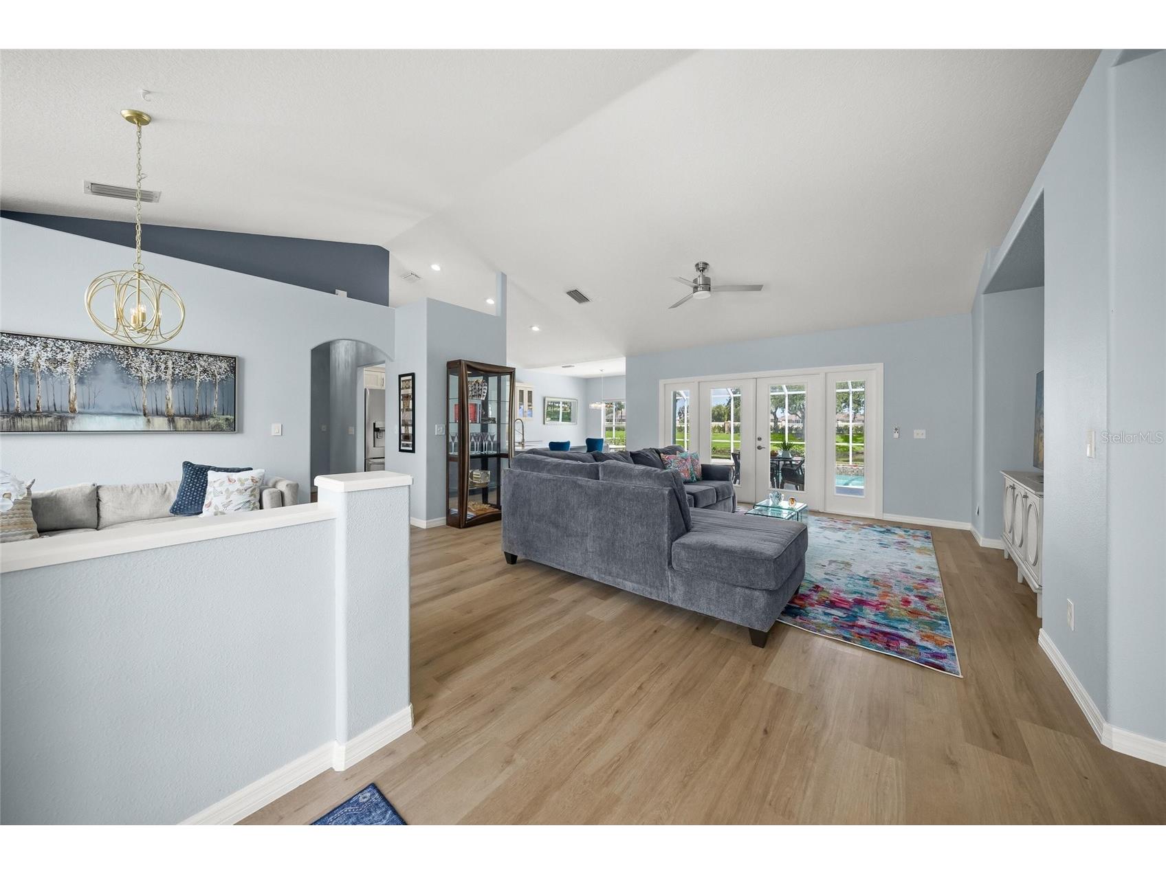 2302 Vintage Street Sarasota FL 34240 A4698011 image8