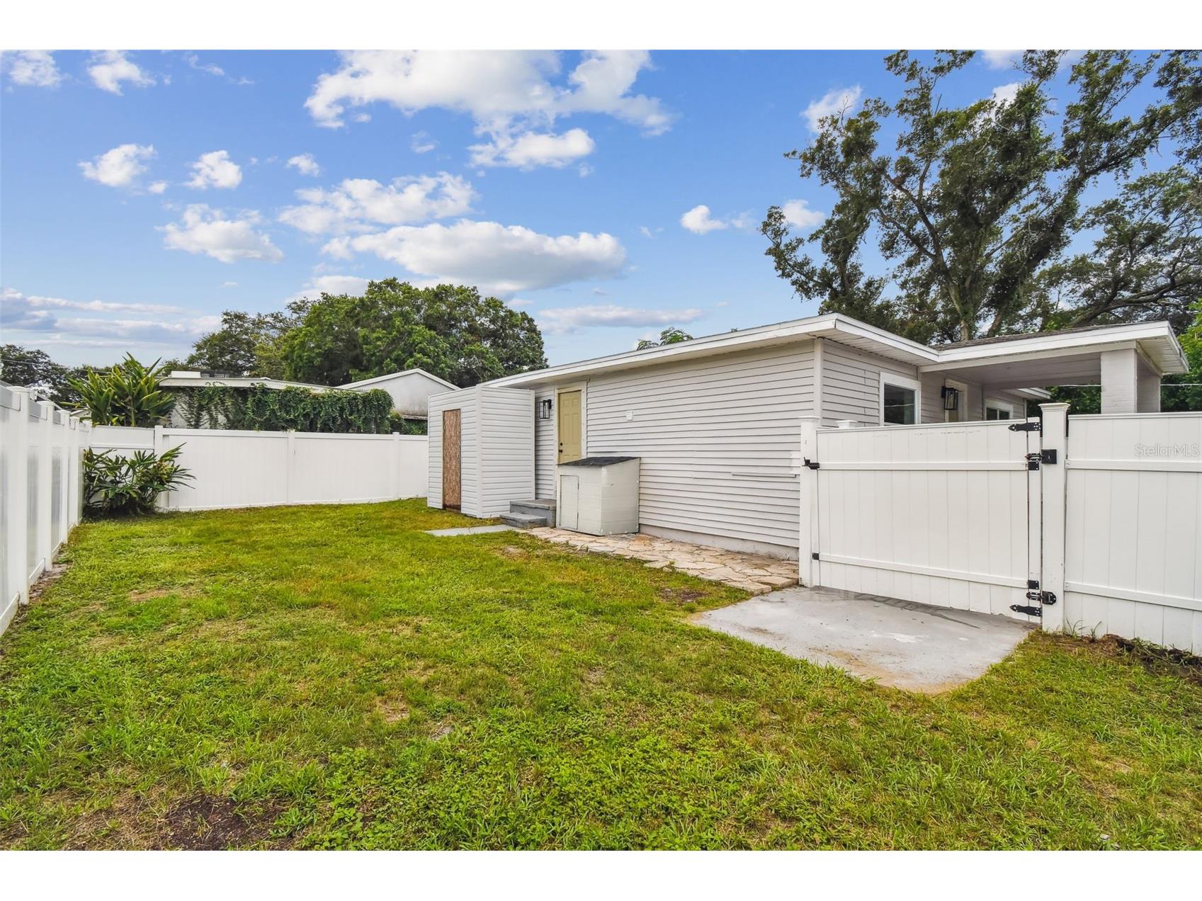 2302 W Idlewild Avenue Tampa FL 33603 TB8463739 image20