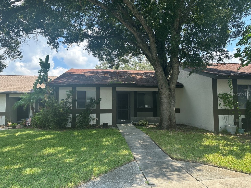 2303 Bancroft Circle N #E Palm Harbor FL 34683 T3549386 image1