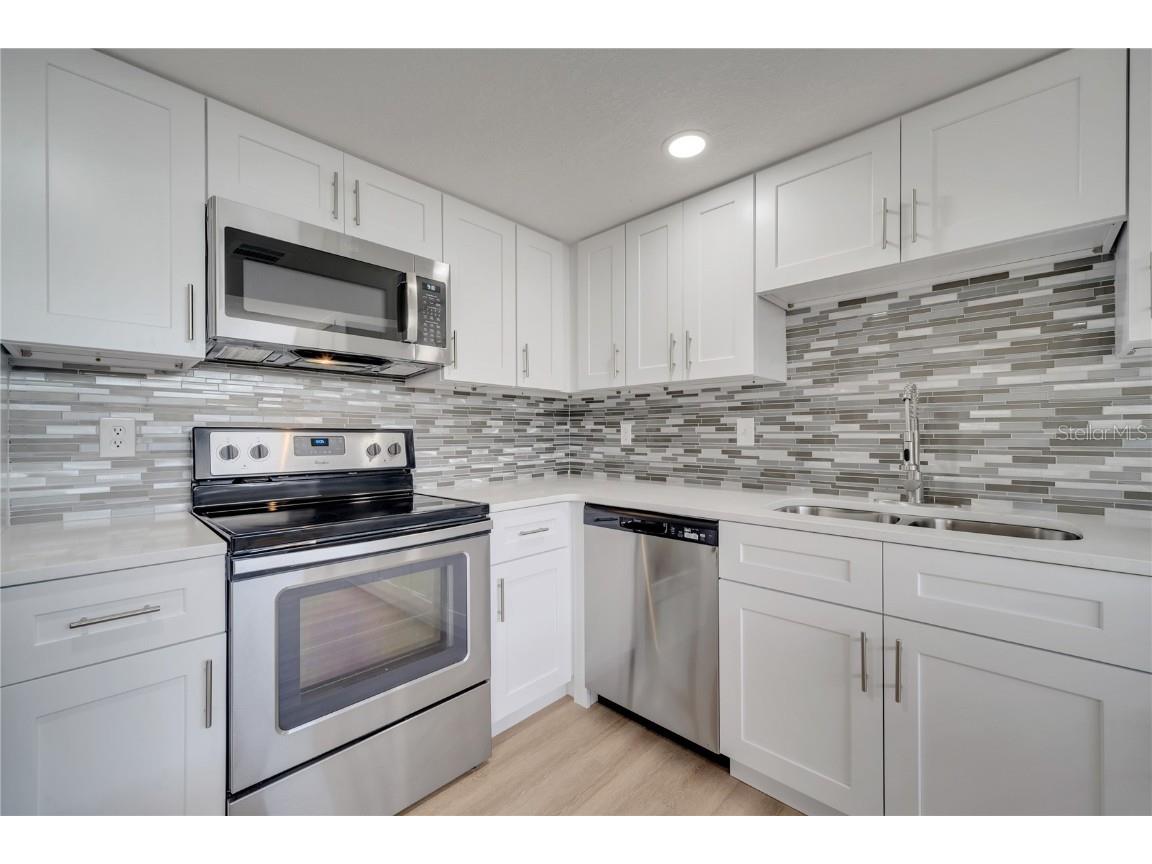 2303 Bonneville Drive Orlando FL 32826 O6305110 image30