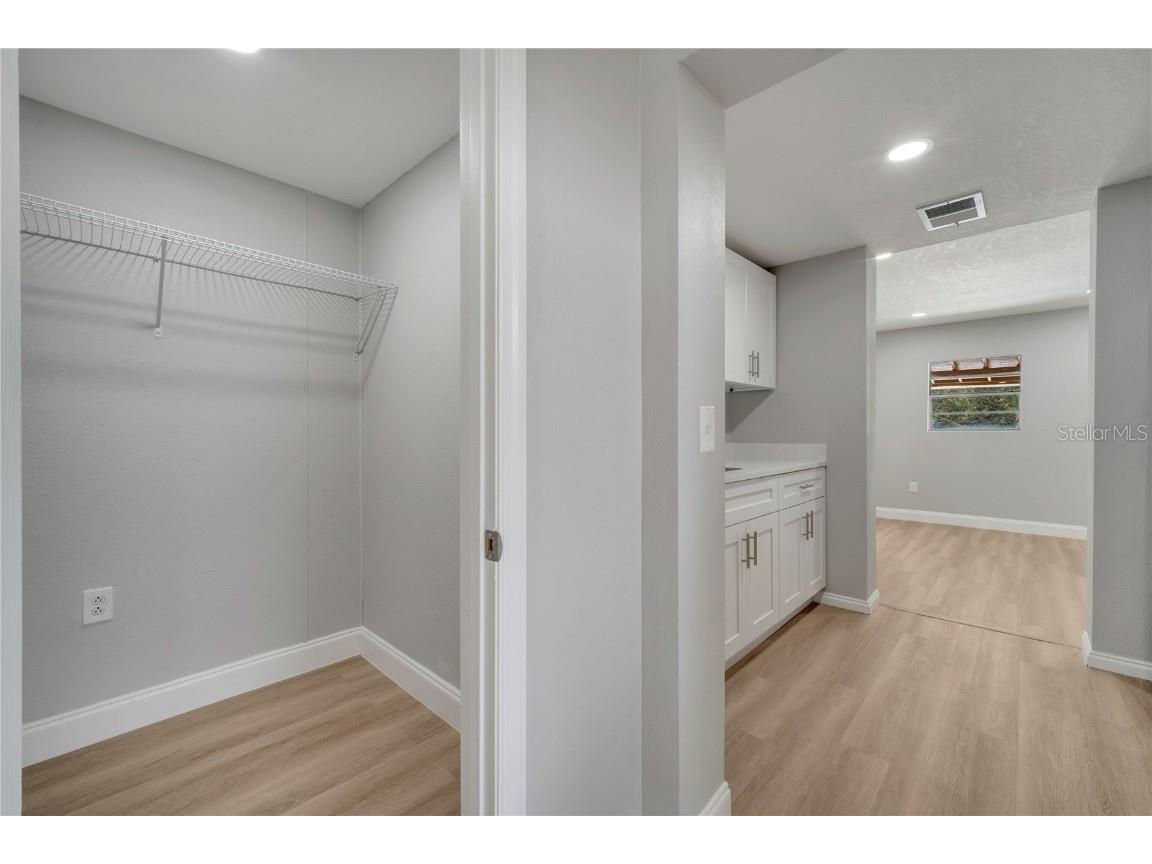 2303 Bonneville Drive Orlando FL 32826 O6305110 image45