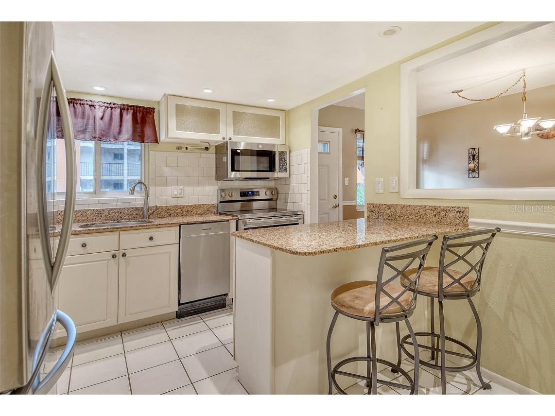 2303 Canal Drive #F7 Bradenton FL 34207 A4664511 image14