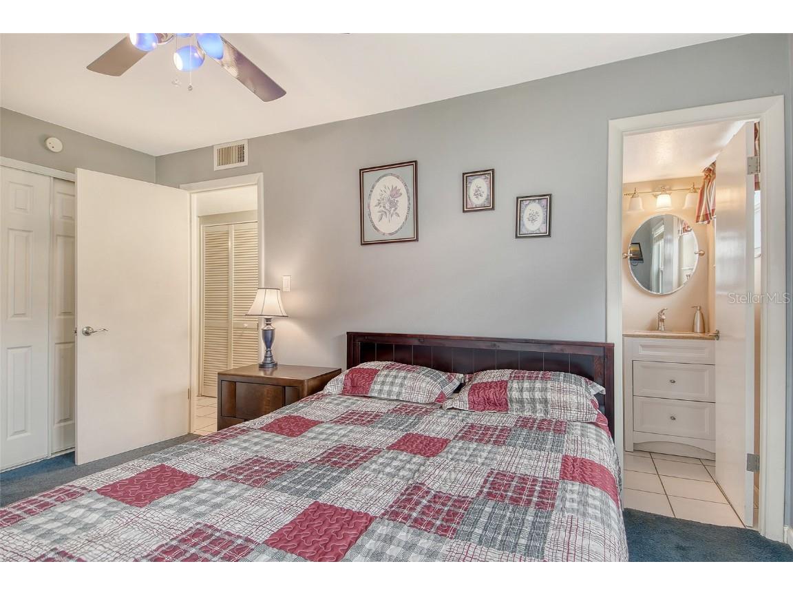 2303 Canal Drive #F7 Bradenton FL 34207 A4664511 image17