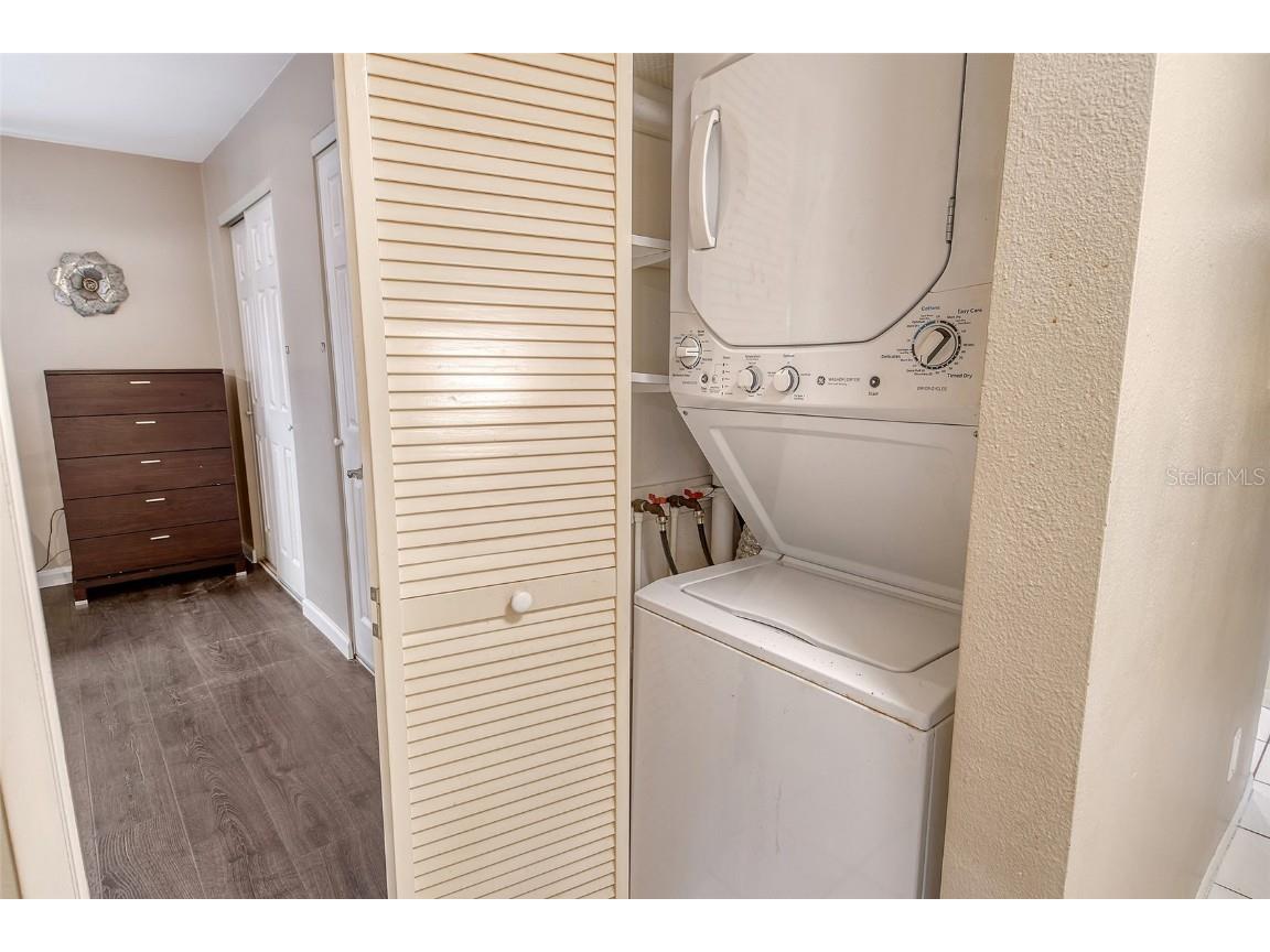 2303 Canal Drive #F7 Bradenton FL 34207 A4664511 image23