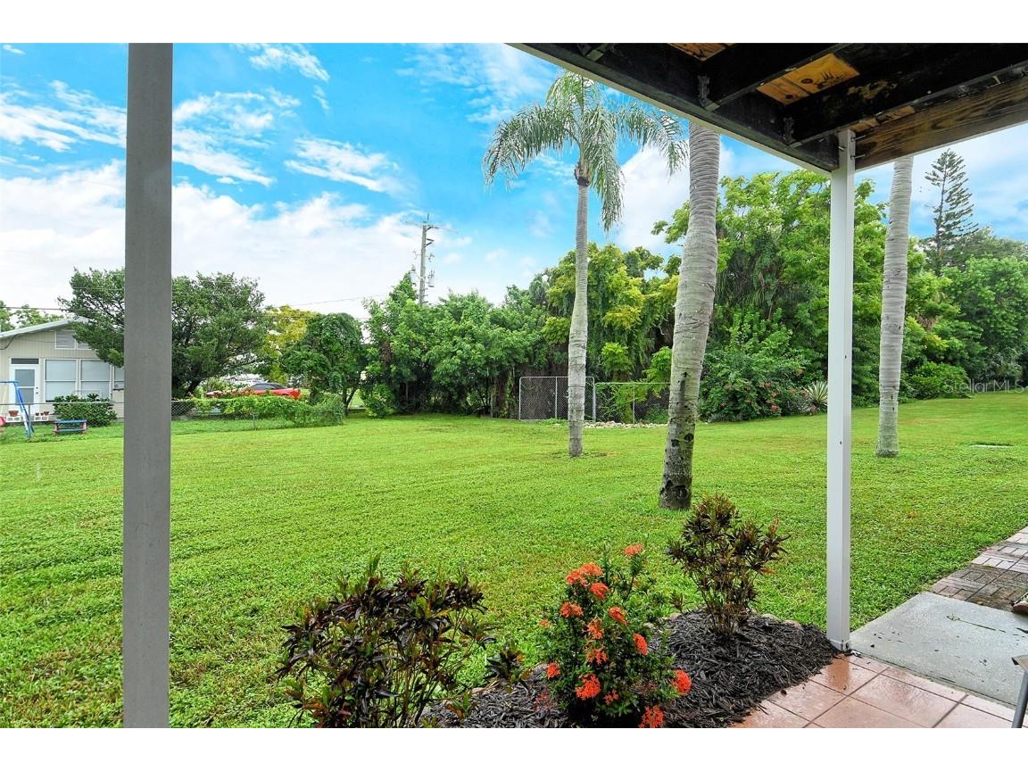 2303 Canal Drive #F7 Bradenton FL 34207 A4664511 image25