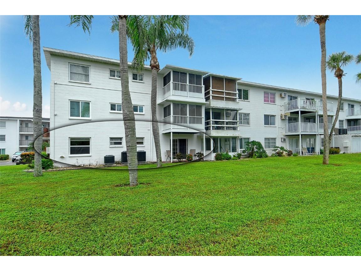 2303 Canal Drive #F7 Bradenton FL 34207 A4664511 image27