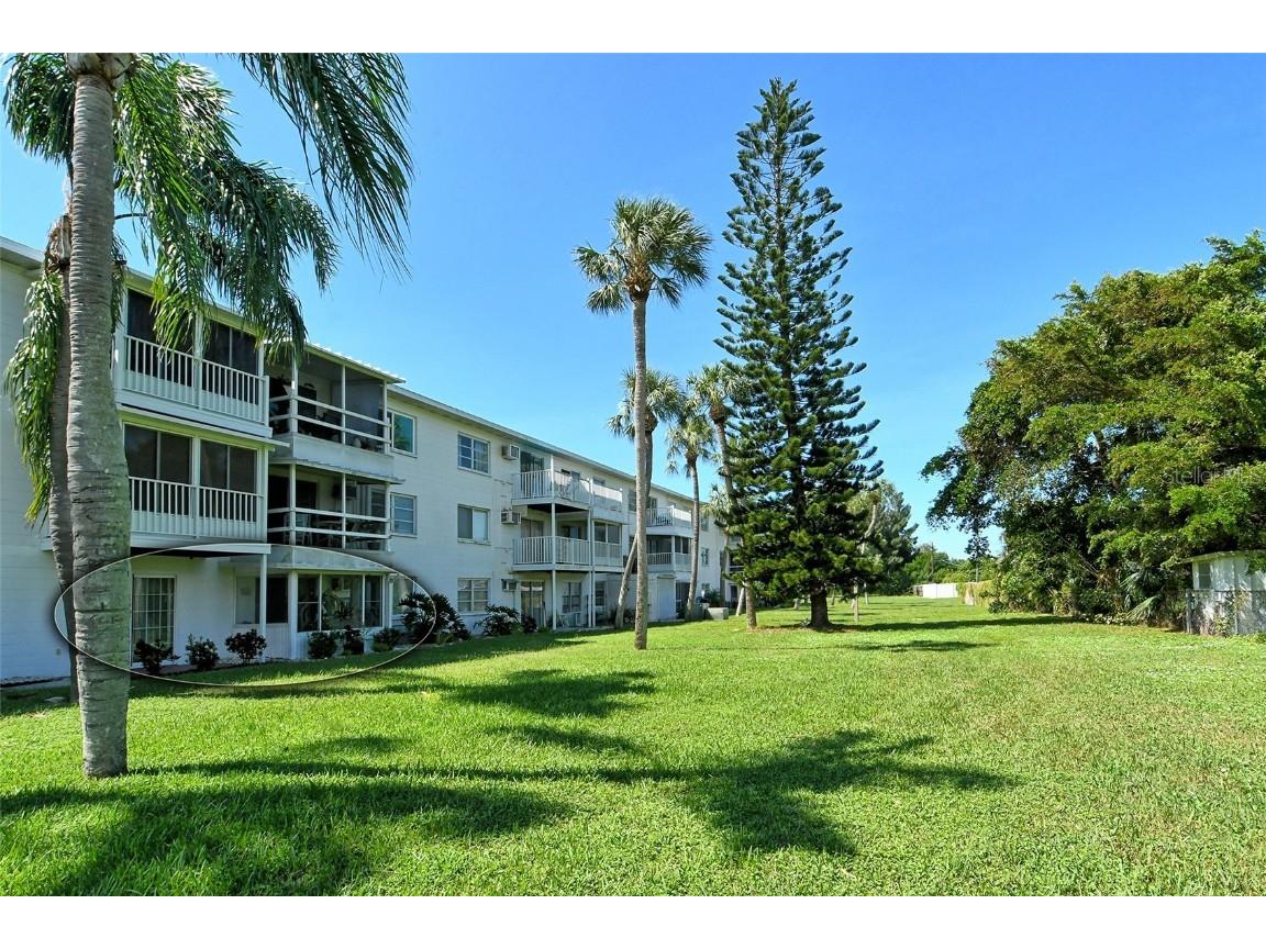 2303 Canal Drive #F7 Bradenton FL 34207 A4664511 image28