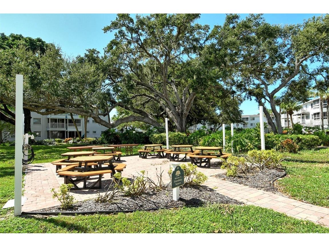 2303 Canal Drive #F7 Bradenton FL 34207 A4664511 image36