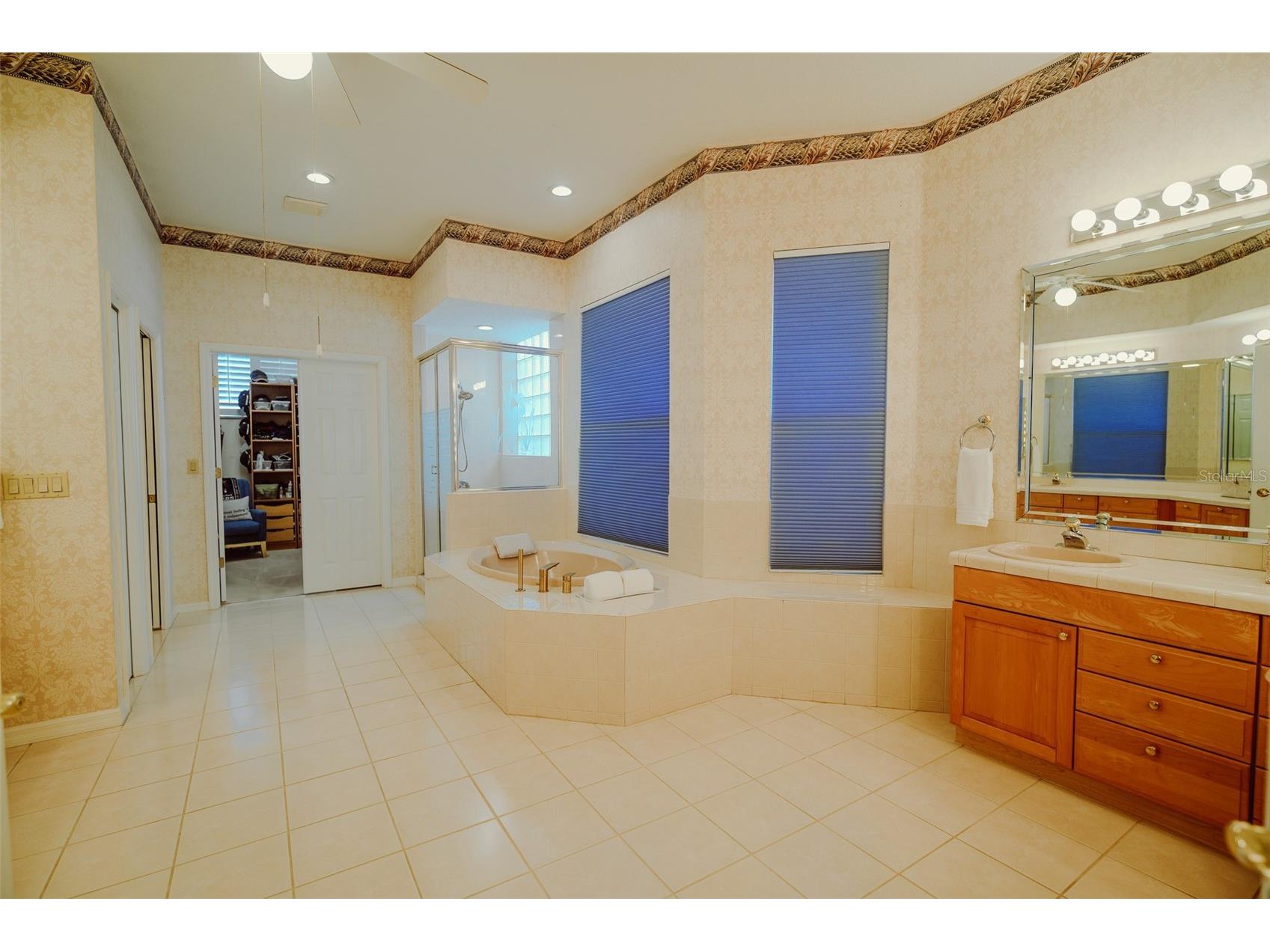 2303 Clubhouse Drive Plant City FL 33566 TB8528171 image15