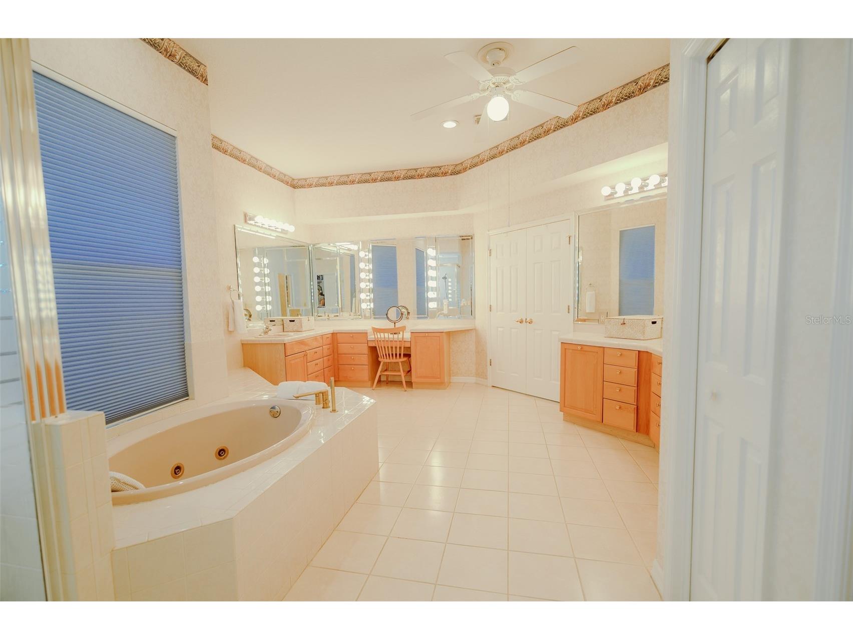2303 Clubhouse Drive Plant City FL 33566 TB8528171 image16