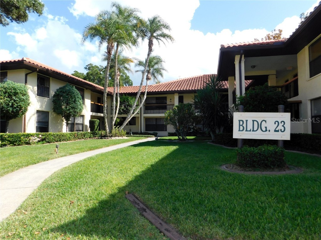 2303 Hammock Pine Boulevard #C Clearwater FL 33761 U8216884 image1