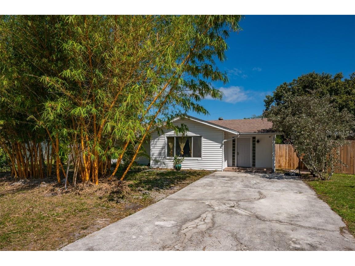 2303 Loma Linda Street Sarasota FL 34239 A4604754 image1