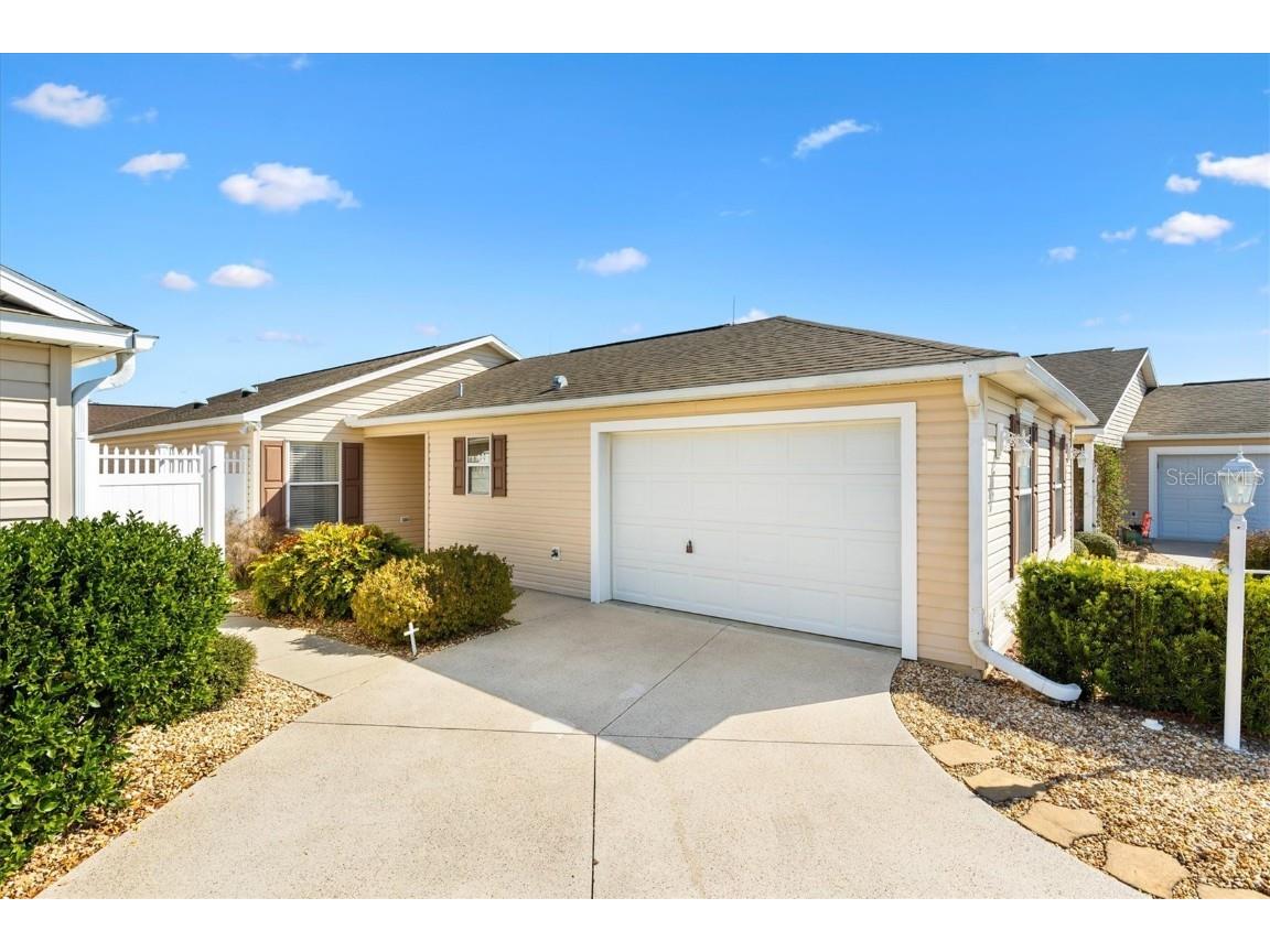 2303 Nehaul Terrace The Villages FL 32162 G5092495 image1