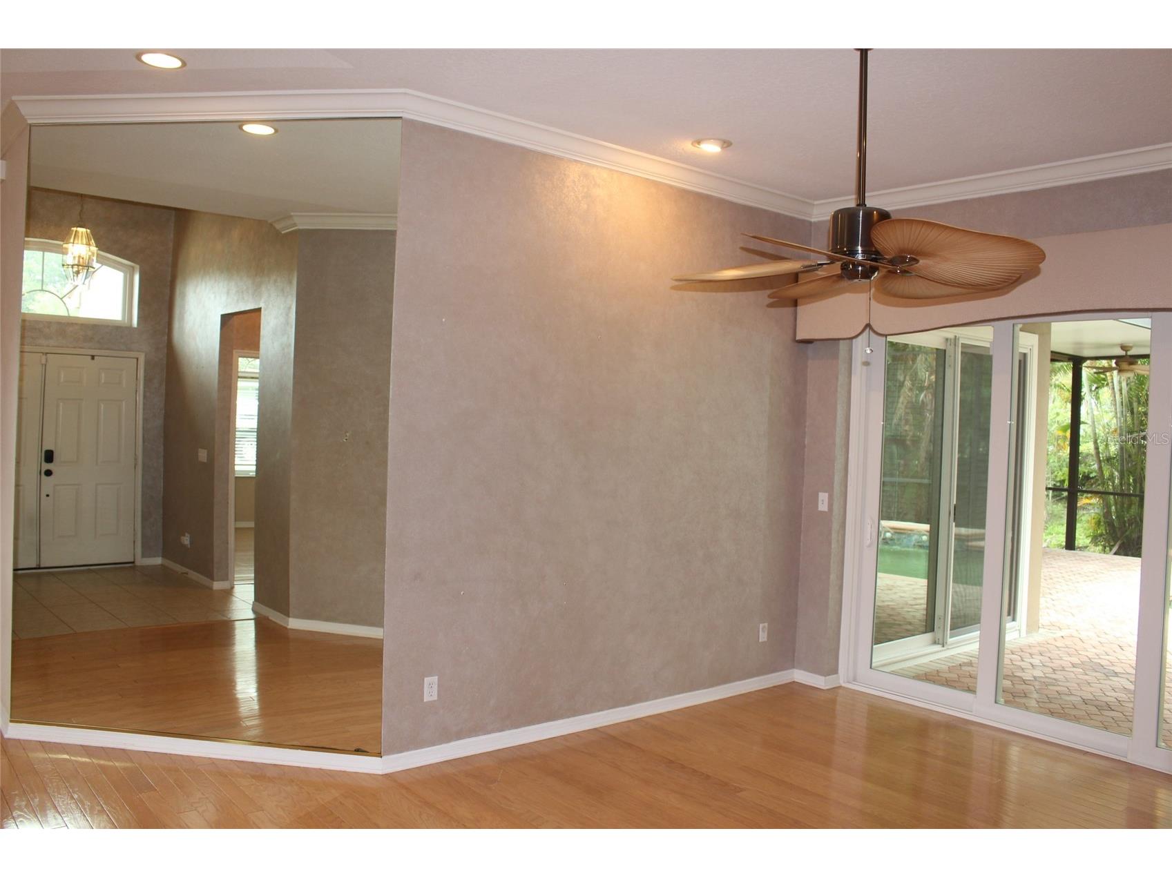 2303 Oxford Court Safety Harbor FL 34695 TB8477705 image11