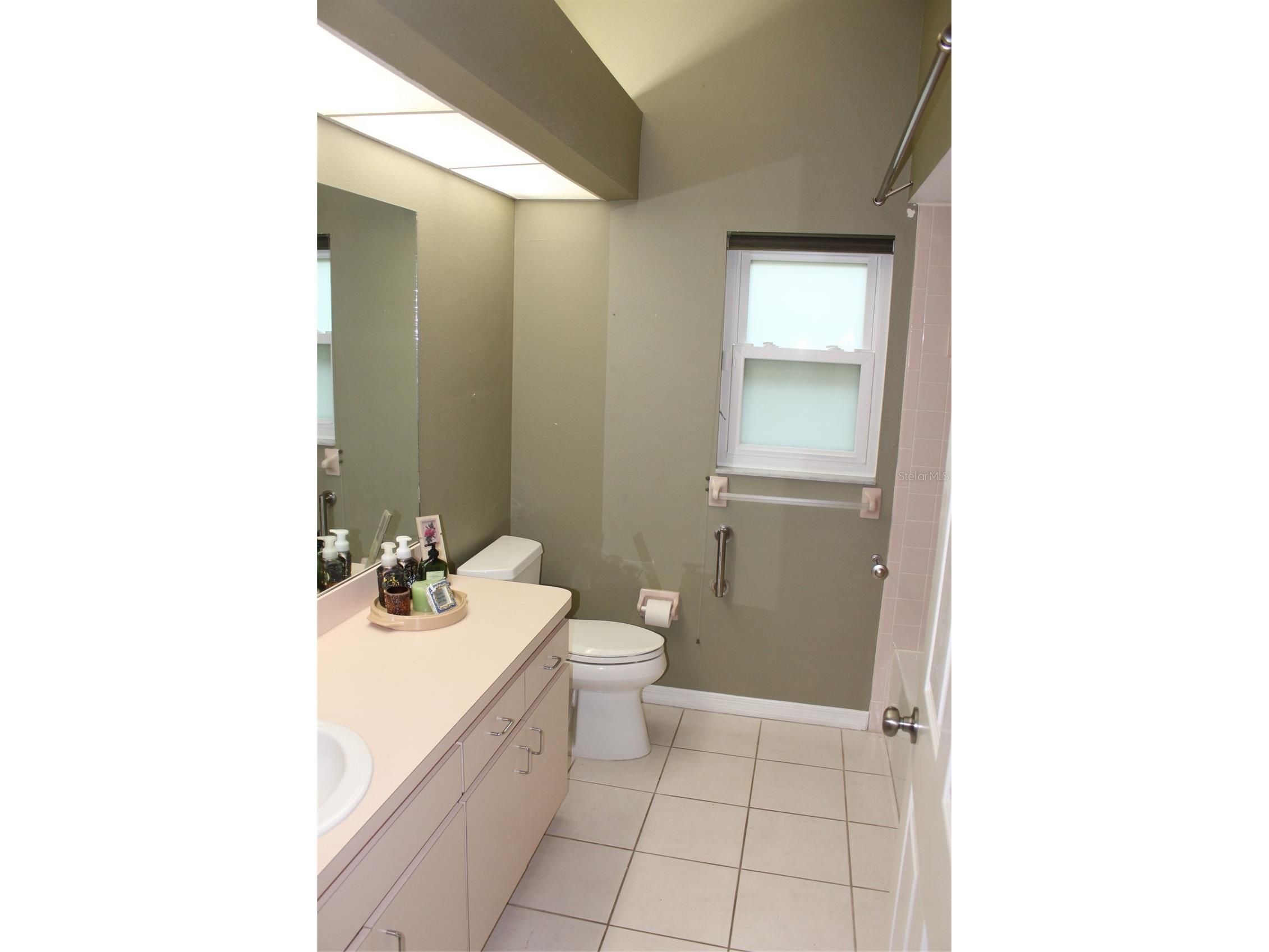 2303 Oxford Court Safety Harbor FL 34695 TB8477705 image49
