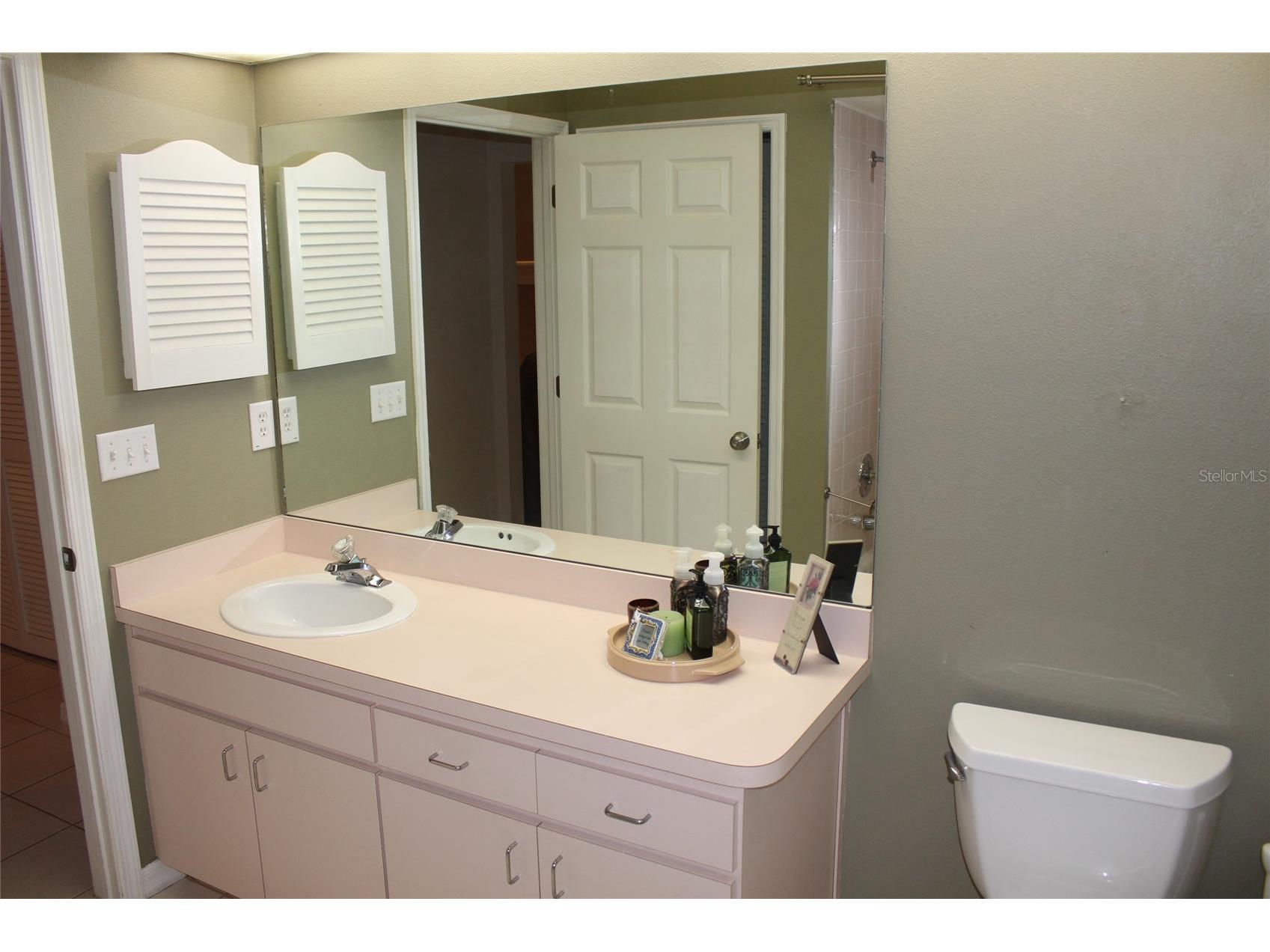2303 Oxford Court Safety Harbor FL 34695 TB8477705 image51