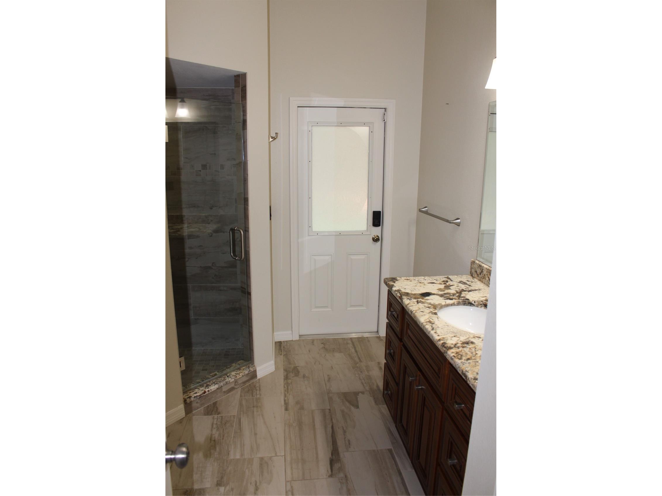 2303 Oxford Court Safety Harbor FL 34695 TB8477705 image58