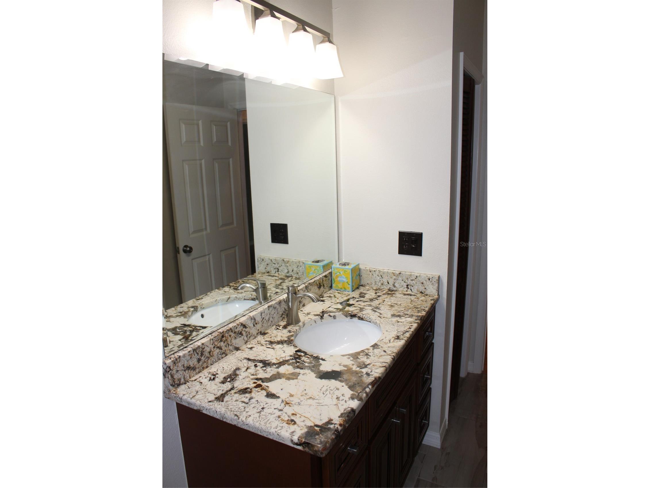 2303 Oxford Court Safety Harbor FL 34695 TB8477705 image60
